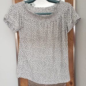 Off the shoulder White Top